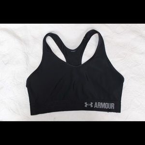 Black under armor sports bra